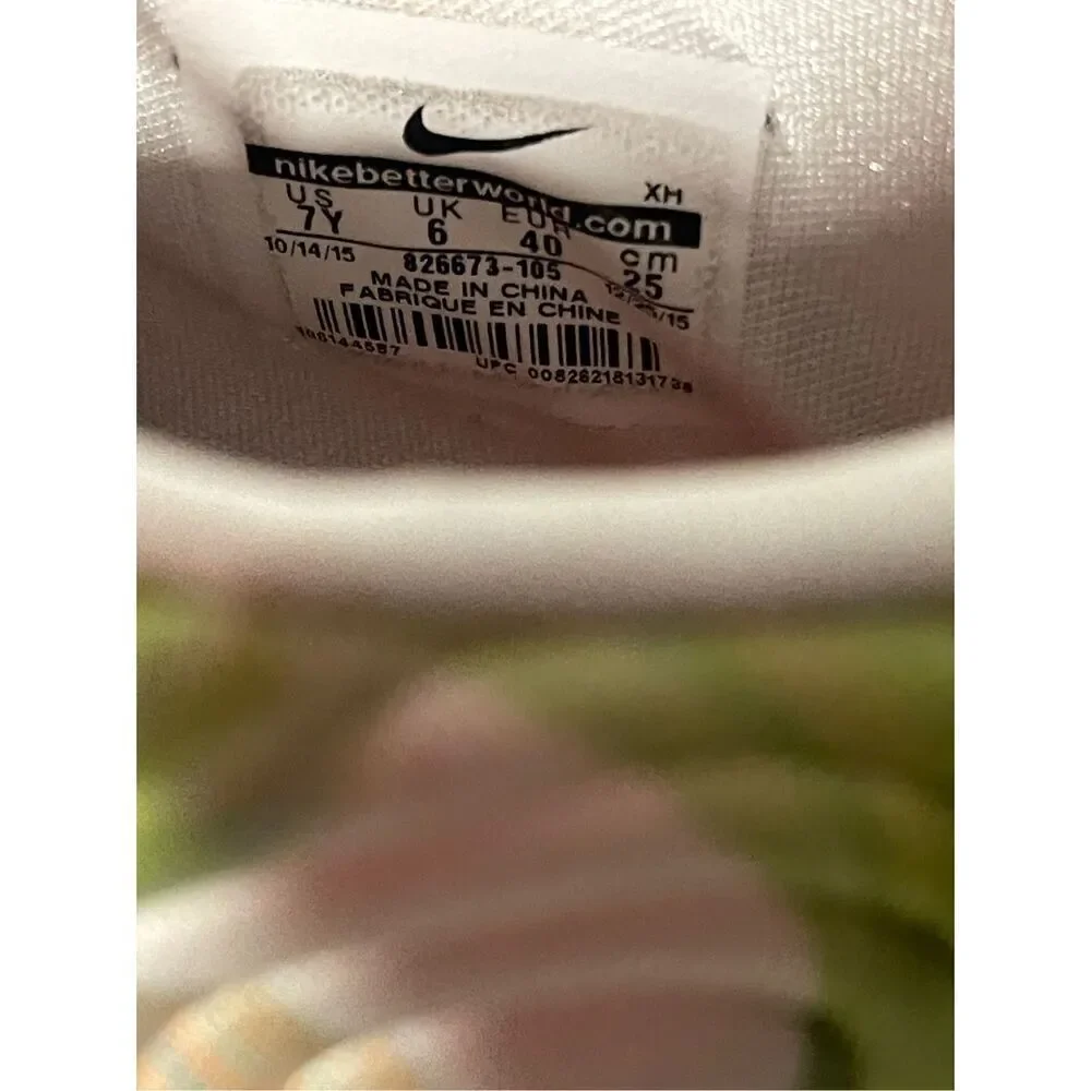 Nike Kyrie 2 Easter Edition Shoes Sneakers Size 7Y